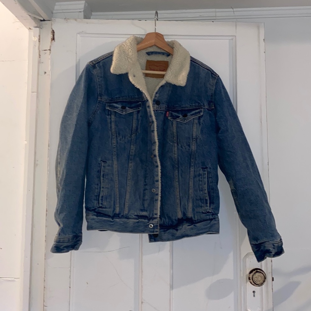 Levi’s shearling lined denim jacket